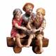 Kinderen op een bank : houtsnijwerk kerstgroep Ulrich 15 cm 