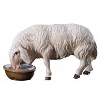 Mouton qui boit : crèche de Noël en bois Ulrich 15 cm