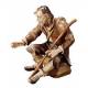 Berger assis avec baton : crèche de Noël en bois Ulrich 15 cm