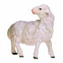 Mouton regardant : crèche de Noël en bois Ulrich 15 cm