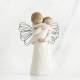 Willow Tree beeldjes : Engel Staand Met Kindje 14 Cm - Angel's Embrace 