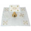 Linge d'autel brodé - 4 pièces