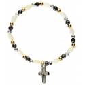 Armband op elastiek parelmoer + hematiet + kruisje metaal 