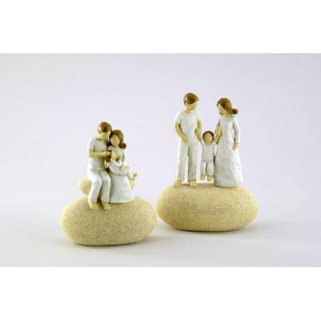 Statuette Famille sur une pierre 11 cm