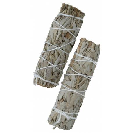 Deux fagots de feuilles de sauge blanche