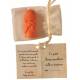 Ange Gardien Garçon -en Albaster 4,5cm colorisé orange dans tulle