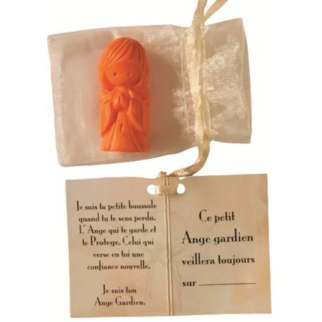 Ange Gardien Garçon -en Albaster 4,5cm colorisé orange dans tulle
