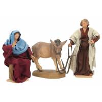 Kerstgroep Heide Hannah Houtsnijwerk : Op Zoek Naar Een Herberg - H 20 cm Gekleurd 