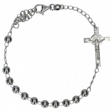 Bracelet en argent rhodié avec croix de St Benoit