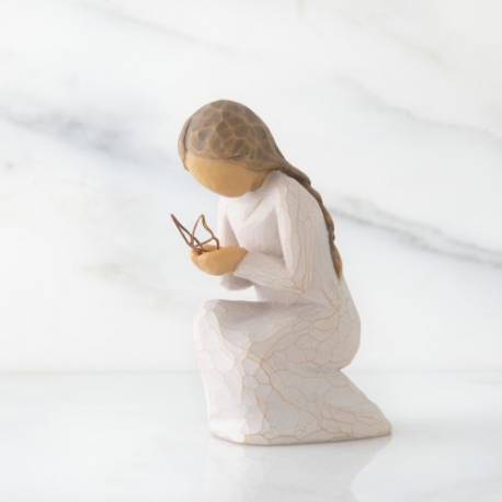 Willow Tree beeldjes : Meisje Met vlinder 9.5 cm - Quiet wonder 