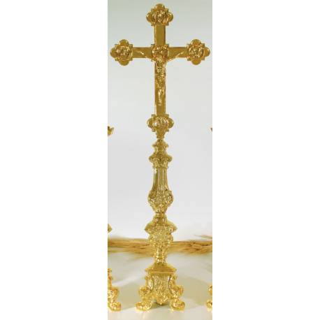 Croix Sur Base H 75 Cm Doré