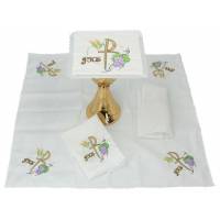 Linge d'autel brodé - 4 pièces